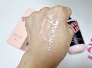 난나 살몬 스파이더 검버섯 미백 톤업 화이트닝 연어 앰플 크림 300ml 대용량 — 5점을 준 리뷰어가 2022년 8월 올린 사용 사진