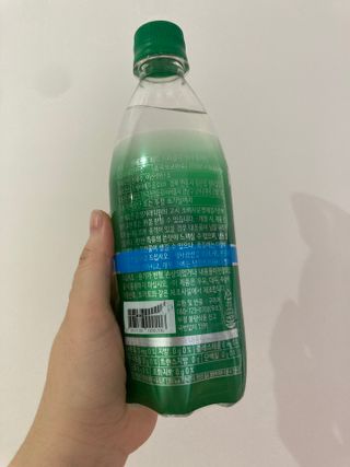 몽베스트 Montbest with Sparkling water Plain 20병 — 5점을 준 리뷰어가 2022년 8월 올린 사용 사진