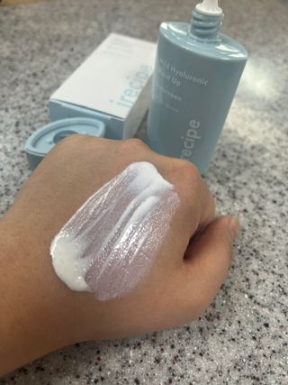 아이레시피 마일드 히알루로닉 모이스트 업 선스크린 SPF50+ PA++++ — 4.5점을 준 리뷰어가 2023년 6월 올린 사용 사진