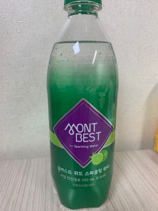 몽베스트 Montbest with Sparkling water Lime20병 — 5점을 준 리뷰어가 2022년 9월 올린 사용 사진