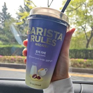 바리스타룰스 돌체 라떼 — 5점을 준 리뷰어가 2023년 4월 올린 사용 사진