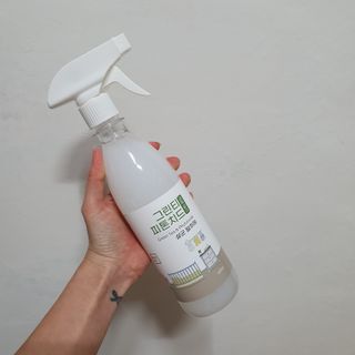[엠메이데이] 그린티 피톤치드 감쪽같이 500ml + 손소독액 50ml — 5점을 준 리뷰어가 2021년 12월 올린 사용 사진