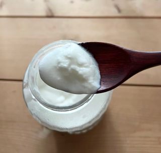하나마이 [BEST 판매율 1위] 카스피해 유산균 종균_발효기가 필요없이 간편하게 만들어 먹는 요거트 생유산균 — 4점을 준 리뷰어가 2023년 3월 올린 사용 사진