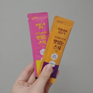 페페로니 맛있는 스틱 - 무항생제 닭고기 15개 + 알래스카 연어 15개 — 5점을 준 리뷰어가 2021년 9월 올린 사용 사진