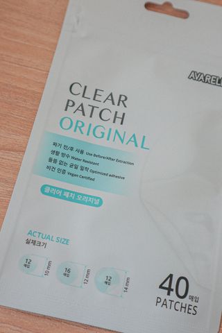 에버렐 아크네 클리어 패치 오리지널(40매) + XL(8매) 1세트, 각 1개씩 — 5점을 준 리뷰어가 2022년 5월 올린 사용 사진