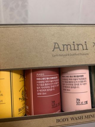 아미니 플라워 테라피 바디워시  5종키트 — 5점을 준 리뷰어가 2020년 12월 올린 사용 사진