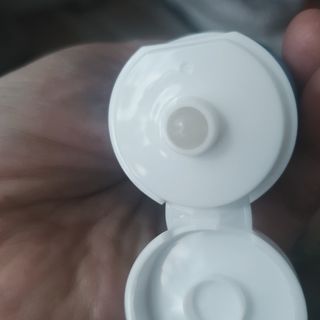 [심폐소생소] 무불소 임산부 천연 치약 — 4.5점을 준 리뷰어가 2021년 11월 올린 사용 사진