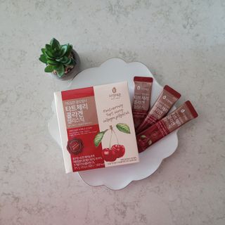 자연에온 가득담은 몽모랑시 타트체리 콜라겐 젤리스틱 — 4점을 준 리뷰어가 2021년 1월 올린 사용 사진