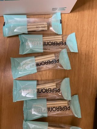 페페로니 클린플러스 덴탈치킨껌 10g x 14p — 5점을 준 리뷰어가 2021년 7월 올린 사용 사진