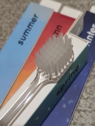 에브리모먼트 에브리 모먼트 칫솔 Every moment toothbrush — 4.5점을 준 리뷰어가 2022년 2월 올린 사용 사진