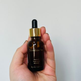 스킨큐어 산다화 비타민c 화이트닝 에센스 30ml — 5점을 준 리뷰어가 2023년 12월 올린 사용 사진