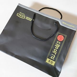 [광동제약] 광동 광옥고 홍삼 본 30포+쇼핑백 증정 — 4.5점을 준 리뷰어가 2021년 12월 올린 사용 사진