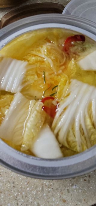 셰프애찬 단호박 백김치 1kg — 5점을 준 리뷰어가 2022년 10월 올린 사용 사진