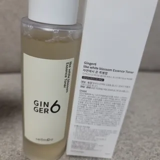 GINGER6 라이크 화이트 블라썸 에센스 토너 — 5점을 준 리뷰어가 2021년 10월 올린 사용 사진