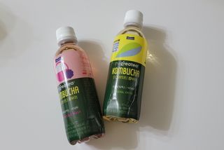 더그레잇티 콤부차 300ml *12개입 (오리지널 6개+베리리치 6개) — 5점을 준 리뷰어가 2022년 7월 올린 사용 사진