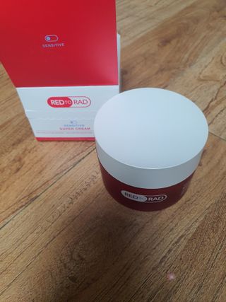 레드투래드 센서티브 슈퍼 크림 50ml — 3점을 준 리뷰어가 2021년 10월 올린 사용 사진