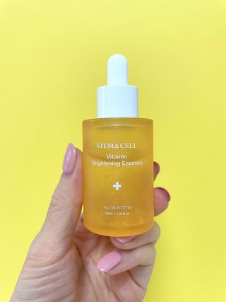 체르엠 스템앤셀 비타민 브라이트닝 에센스 30ml 1개 — 5점을 준 리뷰어가 2021년 9월 올린 사용 사진