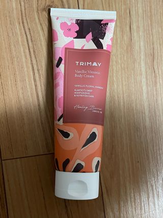 트리마이 주름개선 기능성의 퍼퓸 바디케어, 힐링 베리어 바디크림 3종 택1 — 4점을 준 리뷰어가 2022년 10월 올린 사용 사진