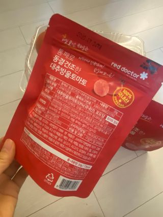 레드닥터 완숙토마토 + 통째로 동결건조한 대추방울토마토 — 5점을 준 리뷰어가 2022년 12월 올린 사용 사진