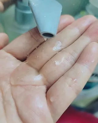 MOAMANEMUNAH 모아만에무나 플러스 두피 탈모 완화 기능성 샴푸 — 5점을 준 리뷰어가 2021년 8월 올린 사용 사진