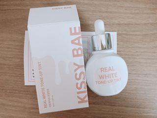 KISSY BAE 키시베이 키시베이 리얼화이트 톤업틴트 — 5점을 준 리뷰어가 2021년 7월 올린 사용 사진
