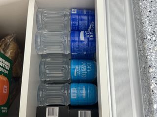 [동아오츠카] 포카리스웨트  500ml PET + 이온워터 500ml PET — 5점을 준 리뷰어가 2025년 6월 올린 사용 사진