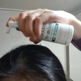 모두발라 탈모집중케어 헤어토닉 — 4점을 준 리뷰어가 2022년 1월 올린 사용 사진