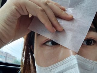 [갸스비] 메이크업은 그대로, 피지만 쏙 - BB킵 오일컨트롤 파우더 페이퍼 — 5점을 준 리뷰어가 2021년 8월 올린 사용 사진