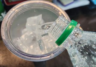 몽베스트 Montbest with Sparkling water Lime20병 — 5점을 준 리뷰어가 2022년 9월 올린 사용 사진