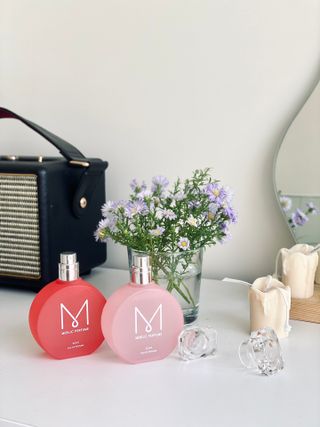 자연스러운 샴푸향이 나는 메블릭퍼퓸 케라 50ml +상큼달달한 라즈베리향이 나는 메블릭퍼퓸 라즈베리 50ml — 4.5점을 준 리뷰어가 2022년 9월 올린 사용 사진