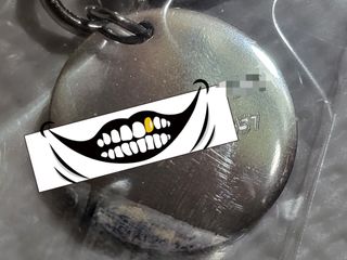 컴바이유 써지컬 각인 키링 [반려동물 인식표, 커플 키링, 가족 키링] — 3점을 준 리뷰어가 2022년 3월 올린 사용 사진