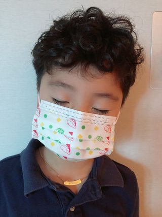 [숨그림] 덴탈마스크 짱구 우리아이 그리고 내가 쓰는 믿을수있는 케릭터 마스크 — 3.5점을 준 리뷰어가 2021년 10월 올린 사용 사진
