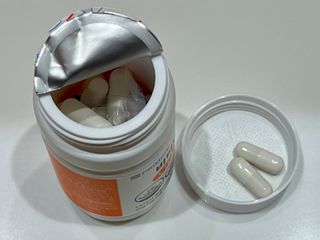 프리마인 성큼다가온 봄, 이너뷰티를 챙겨야 피부도 화사하게, 컨디션도 활기차게. 흡수율을 높인 고효율 비타민. — 4점을 준 리뷰어가 2022년 12월 올린 사용 사진