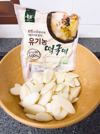 [달리살다] 전통 시루 방식으로 더욱 쫄깃한, 떡찌니의 유기농 떡국떡 — 5점을 준 리뷰어가 2021년 2월 올린 사용 사진