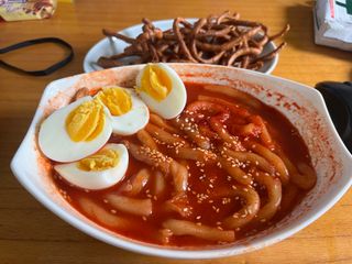 [푸딩팩토리] 요즘누들떡볶이540g + 매콤누들떡볶이 470g — 5점을 준 리뷰어가 2022년 9월 올린 사용 사진