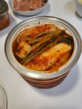 셰프애찬 알타리김치 총각김치 1kg — 5점을 준 리뷰어가 2022년 10월 올린 사용 사진