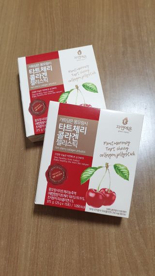 자연에온 가득담은 몽모랑시 타트체리 콜라겐 젤리스틱 — 5점을 준 리뷰어가 2021년 1월 올린 사용 사진