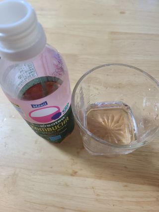 더그레잇티 콤부차 [매일유업] 더그레잇티 44kcal 콤부차 300ml *12개입 (오리지널 6개+베리리치 6개) — 4.5점을 준 리뷰어가 2023년 8월 올린 사용 사진