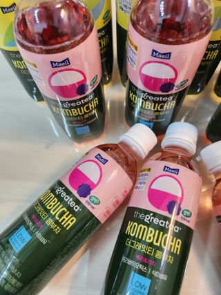 더그레잇티 콤부차 [매일유업] 더그레잇티 44kcal 콤부차 300ml *12개입 (오리지널 6개+베리리치 6개) — 5점을 준 리뷰어가 2023년 7월 올린 사용 사진