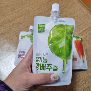 탐라원 유기농 제주산 건강즙 3종 - 양배추즙 비트즙 당근즙 — 5점을 준 리뷰어가 2021년 12월 올린 사용 사진