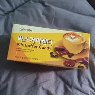(주) 피치코리아 믹스커피캔디76g x2개입 — 5점을 준 리뷰어가 2022년 11월 올린 사용 사진