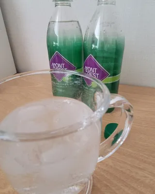 몽베스트 Montbest with Sparkling water Lime20병 — 5점을 준 리뷰어가 2022년 9월 올린 사용 사진