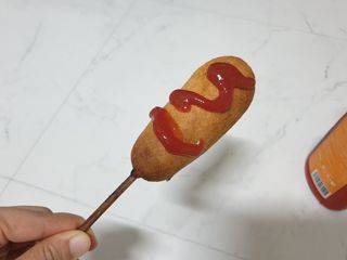 오마뎅 한우핫도그 — 5점을 준 리뷰어가 2021년 6월 올린 사용 사진