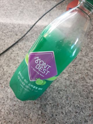 몽베스트 Montbest with Sparkling water Lime20병 — 5점을 준 리뷰어가 2021년 10월 올린 사용 사진