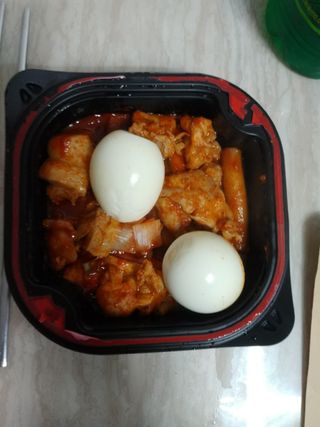 한성기업 무볼레 닭떡볶이+해물떡볶이 2종 세트 — 5점을 준 리뷰어가 2021년 10월 올린 사용 사진