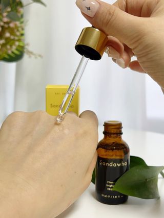 스킨큐어 산다화 비타민c 화이트닝 에센스 30ml — 3점을 준 리뷰어가 2023년 12월 올린 사용 사진