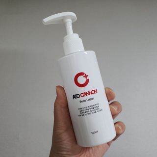 아토캐논(ATO CANNON) 아토캐논 고보습 바디로션 200ml — 5점을 준 리뷰어가 2022년 12월 올린 사용 사진