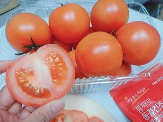 레드닥터 완숙토마토 + 통째로 동결건조한 대추방울토마토 — 5점을 준 리뷰어가 2022년 12월 올린 사용 사진