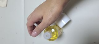 바이오오일 [바이오-오일] 스킨케어 오일 내추럴 60ml — 5점을 준 리뷰어가 2021년 11월 올린 사용 사진