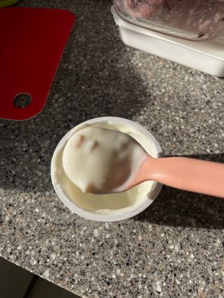 구매평★[2종 패키지]덴마크 요거밀 통오트 요거트(12,460원) — 5점을 준 리뷰어가 2025년 5월 올린 사용 사진